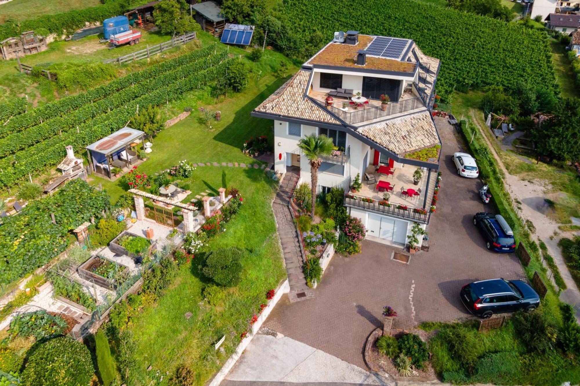 Haus Tirol Lägenhet Caldaro Exteriör bild